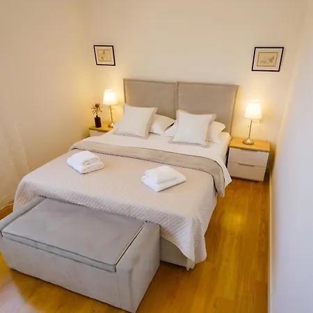 La Mama Guest house